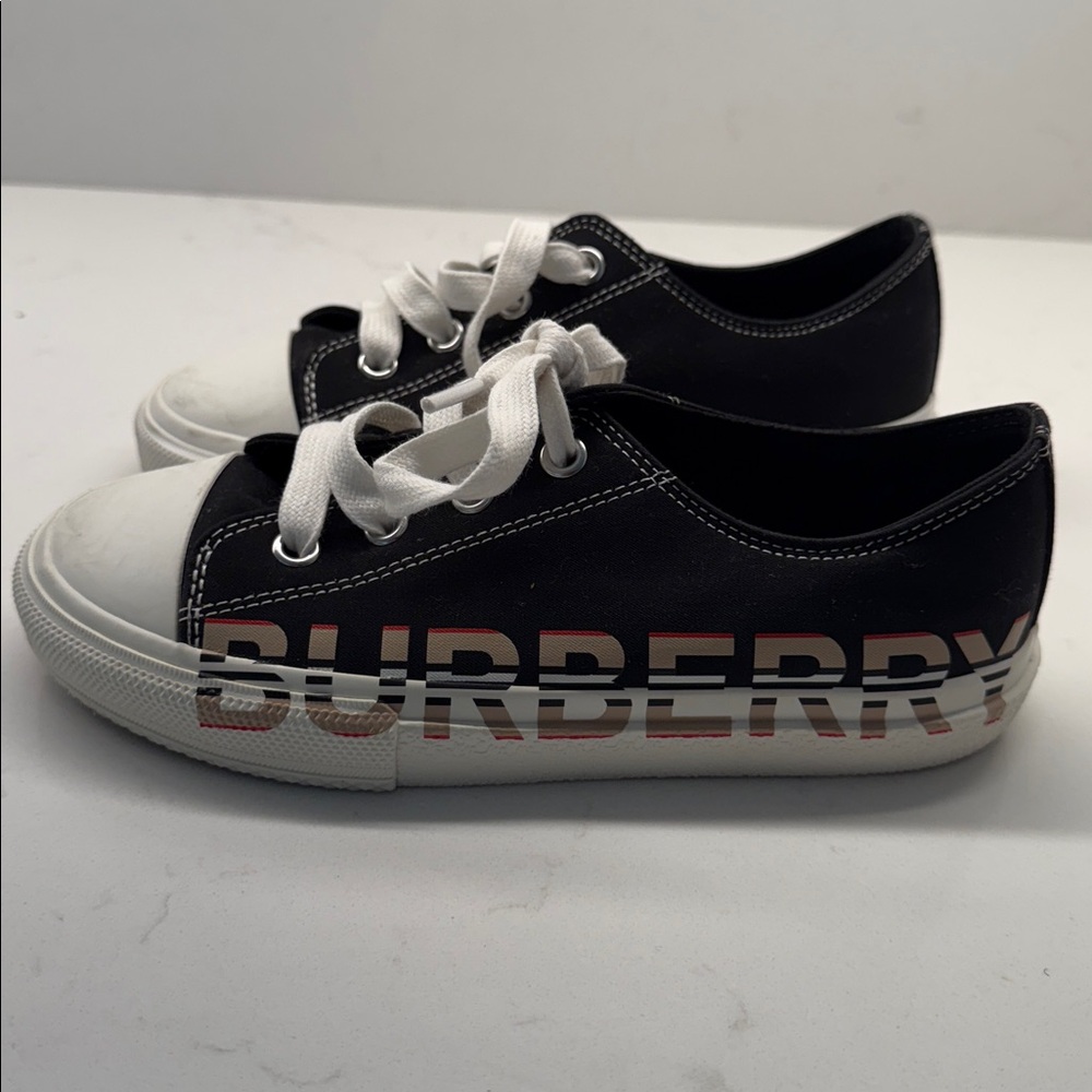 Burberry Kids Black Mini Larkhall lace up Trainers Low Top Sneaker